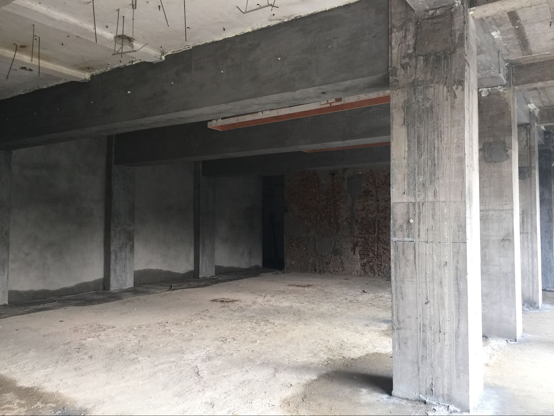 柱梁增大截面加固工程1