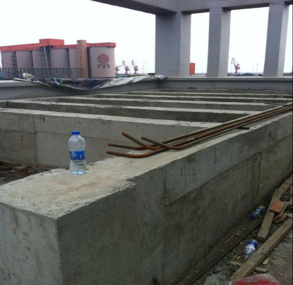 屋面水箱加固工程